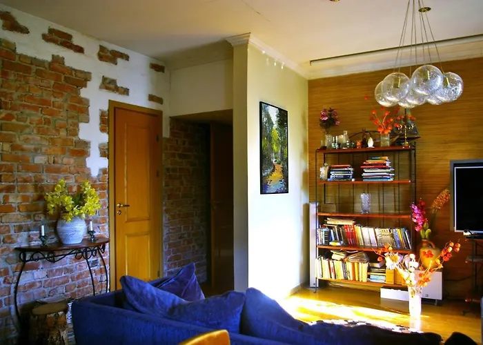 Apartment In The Centre With Free Gated Parking *