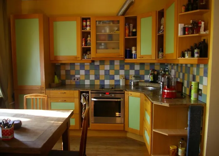 In The Centre With Free Gated Parking